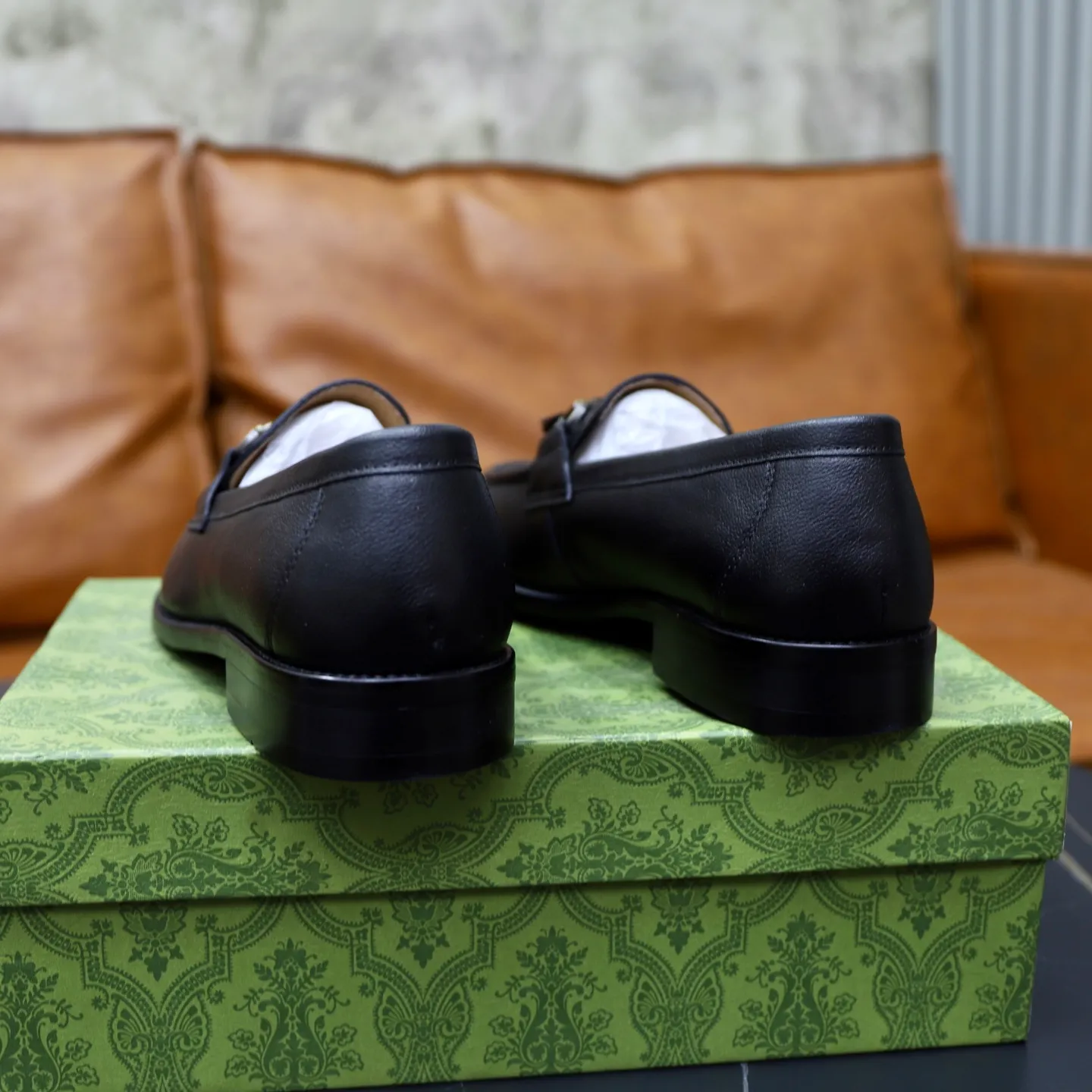 Men's shoes: 480💰🙅‍♂️🙅‍♂️🙅‍♂️ Brand: Gucci GuCCI Standard code: Men's code 38-44 (45 can be customized) Grade: Same style as the official website Original order quality Material: Original cowhide surface Comfortable lining Original outsole Style category: Men's fashionable casual leather shoes Distinguished big-name luxury elements Top luxury Color: actual picture color